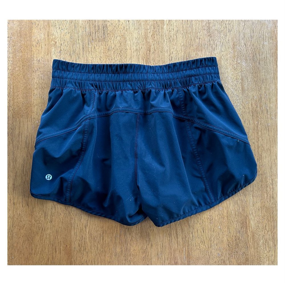 lululemon Track That Mid-Rise Lined Short 5" black, size 10